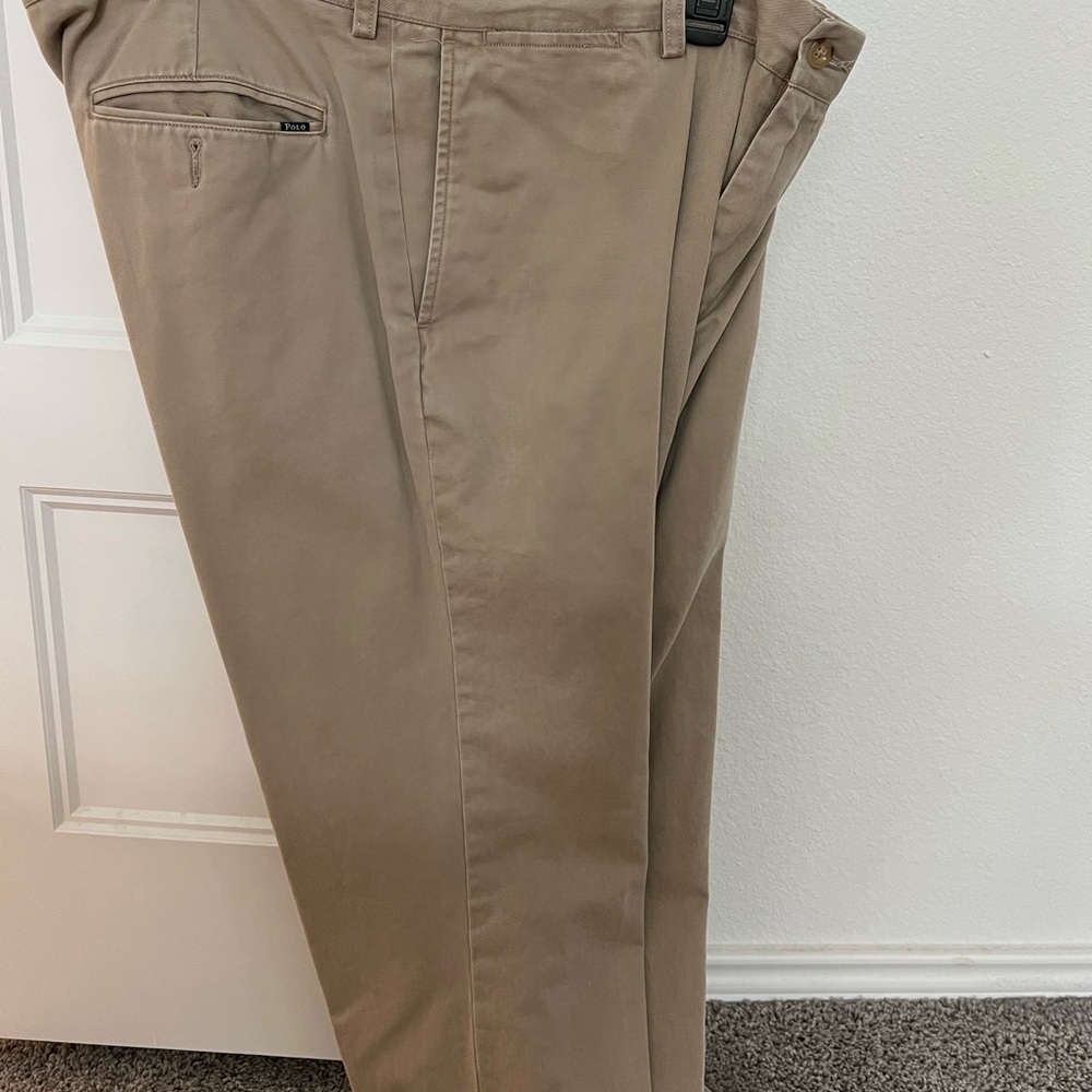 Polo Ralph Lauren Men’s Slim Fit Khaki pants 38/30 100% Cotton